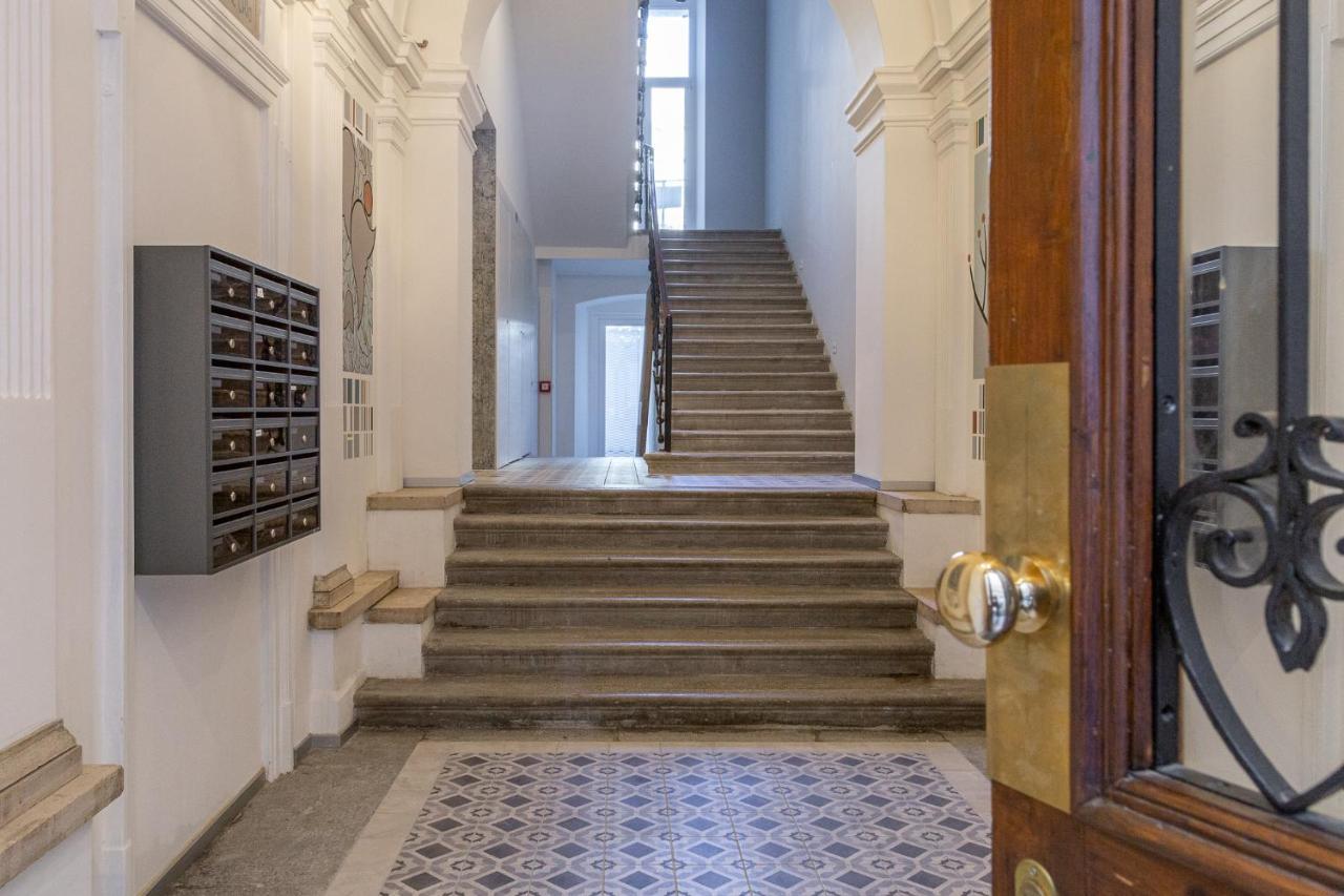 Liberty 37 Boutique Apartment Triëst Buitenkant foto